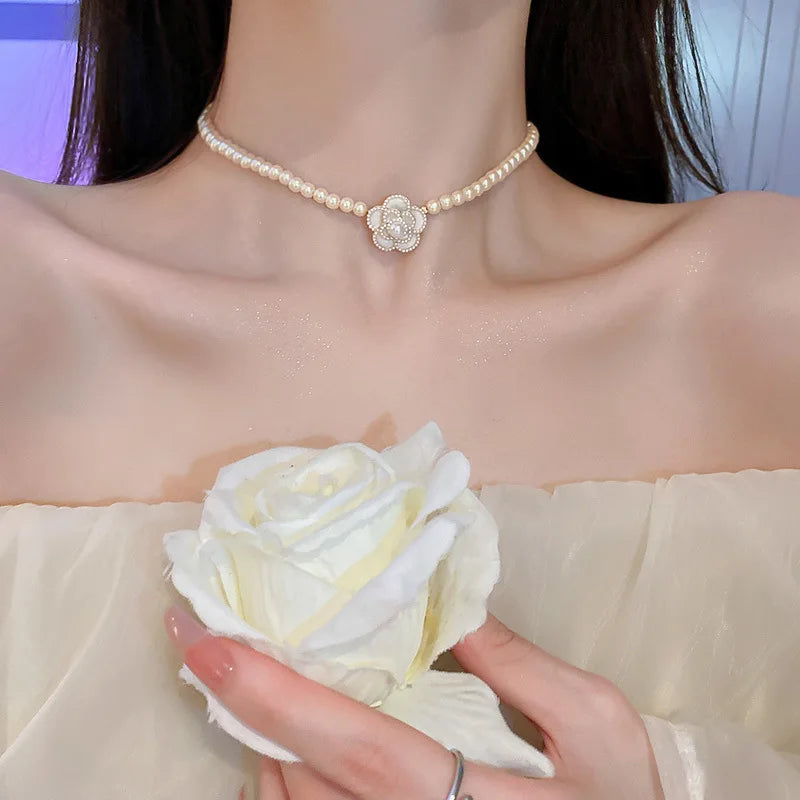 High Quality Handmade Black Crystal Choker Necklaces for Women Elegant Camellia Necklaces Wedding Banquet Jewelry