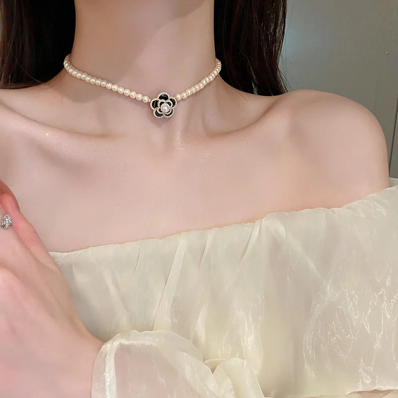 High Quality Handmade Black Crystal Choker Necklaces for Women Elegant Camellia Necklaces Wedding Banquet Jewelry