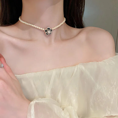 High Quality Handmade Black Crystal Choker Necklaces for Women Elegant Camellia Necklaces Wedding Banquet Jewelry